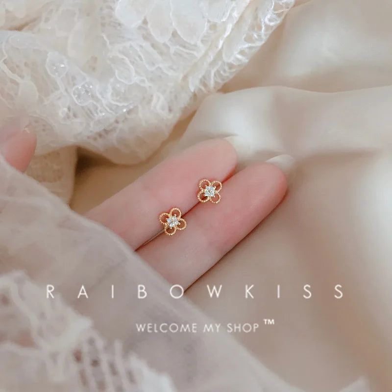Tibetan Silver Mini Crystal Butterfly Sweet Stud Earrings for Women Flower Helix Cartilage Tragus Lobe Teen Ear Piercing Jewelry
